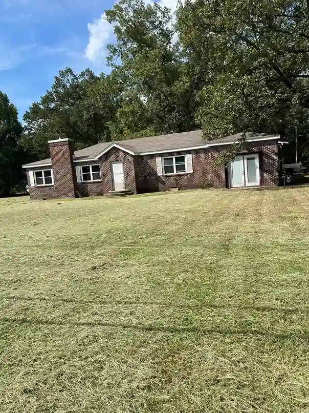 Yard maintenance completed by vendor 4 through GreenPal platform in Fairfield Connecticut CA
